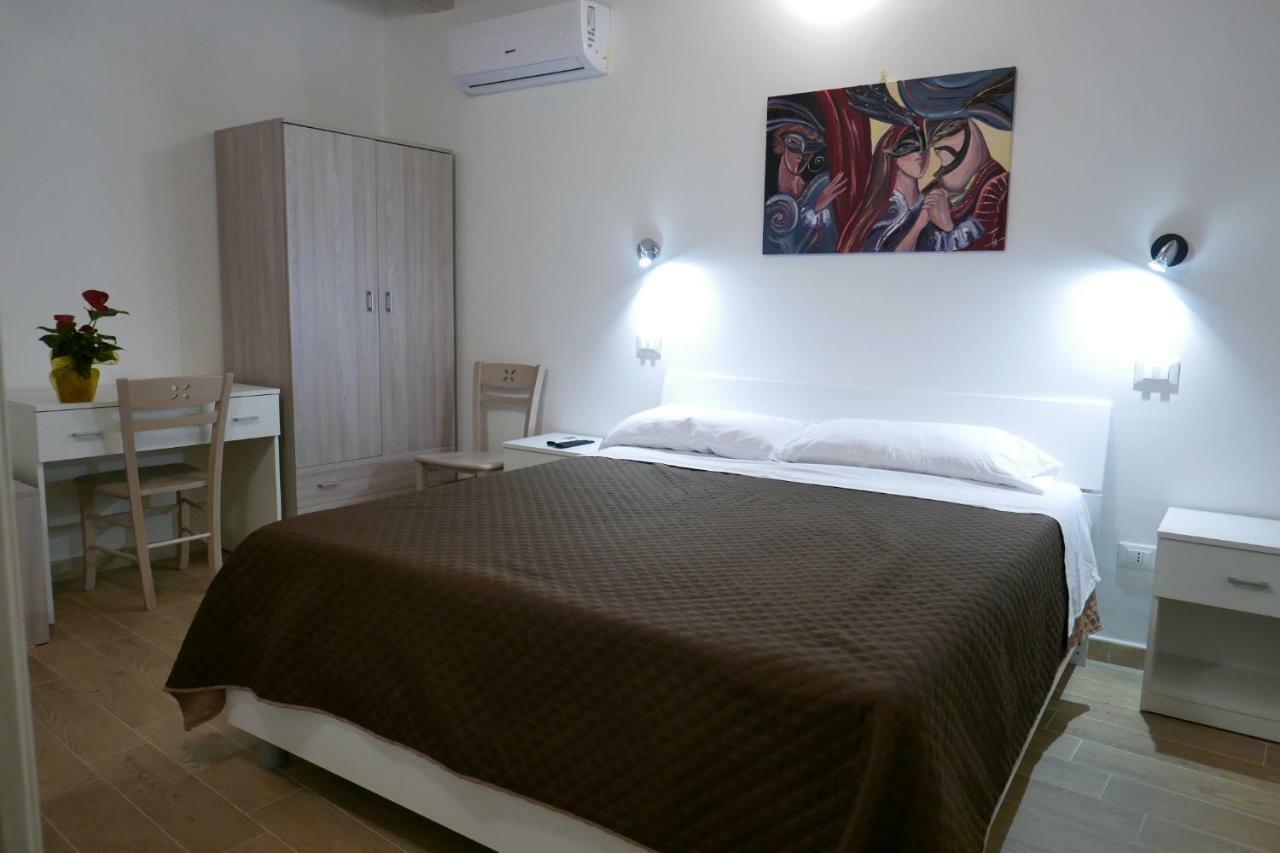 Opera Boutique Rooms モンレアーレ エクステリア 写真